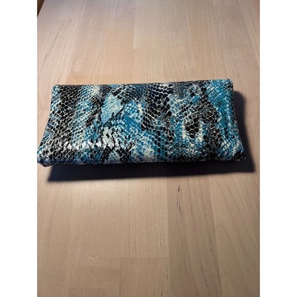 Kenneth Cole Reaction snakeskin blue black clutch never used - Picture 4 of 6
